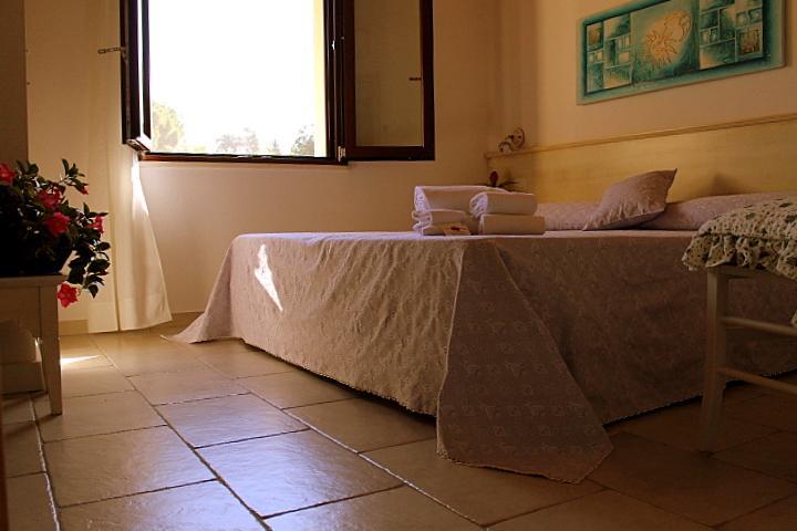 プーラ Il Melograno Di Nora Bed & Breakfast エクステリア 写真